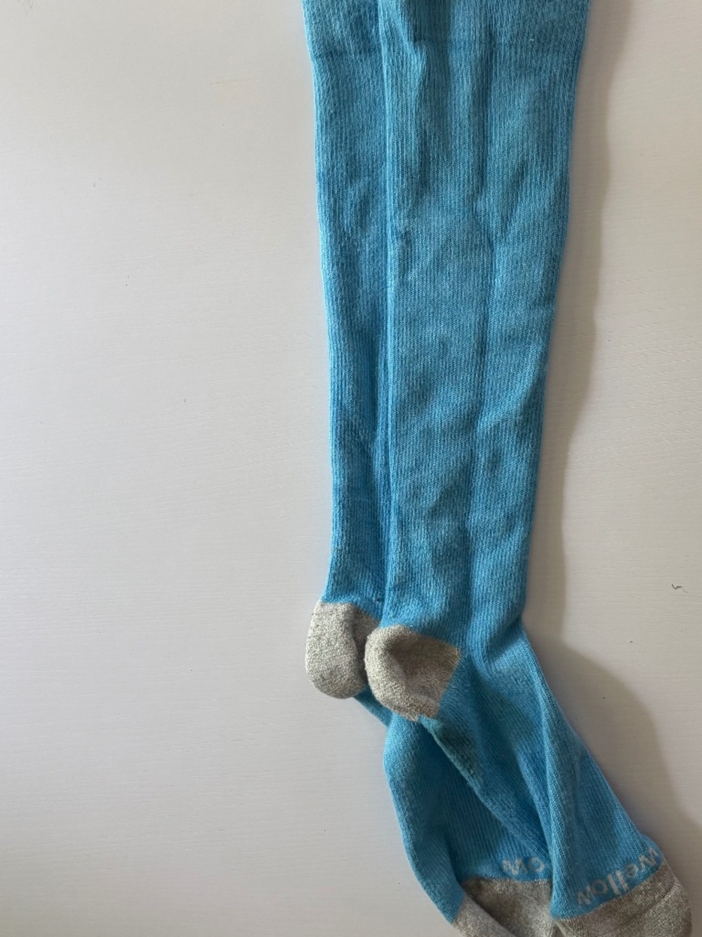 Wellow Compression Socks - size Large